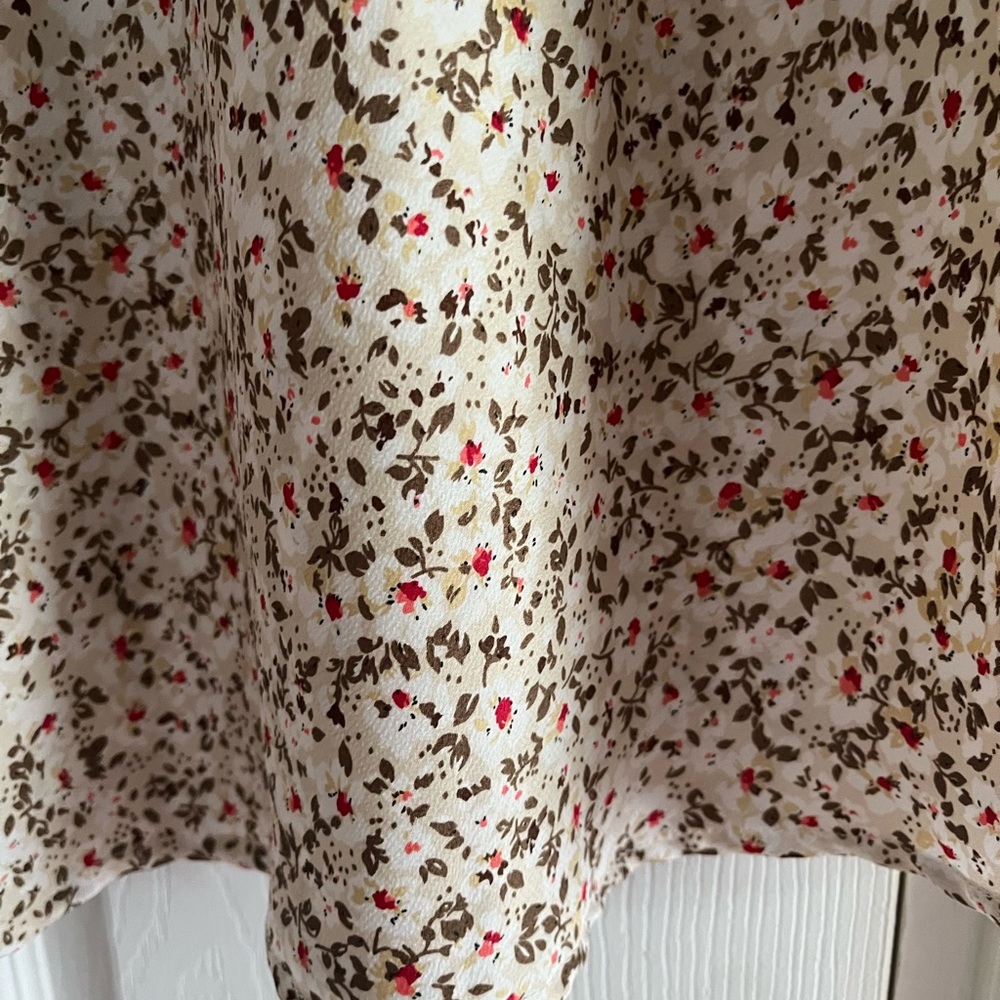 NWT, Know One Cares Skirt, Size Large - Picture 3 of 5